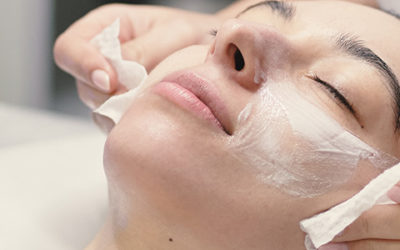 Gesichtsmassage und Gesichtsgymnastik